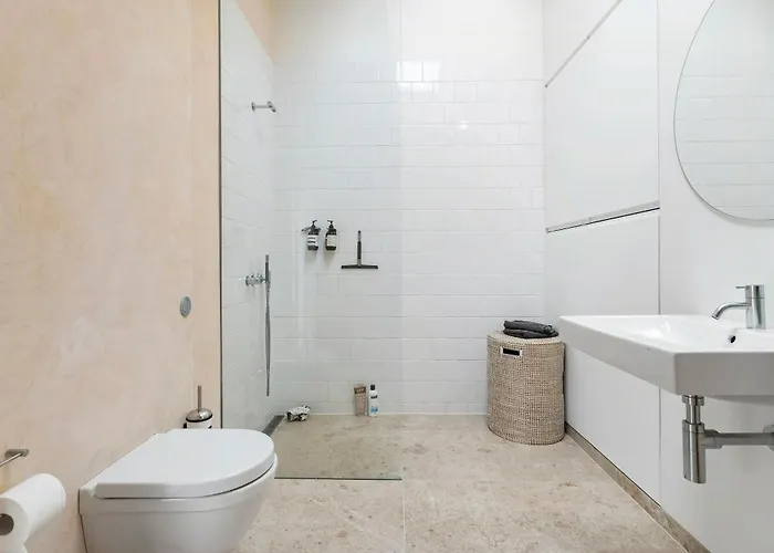Tatil Evi Designer House With Outdoor Bath On Odden